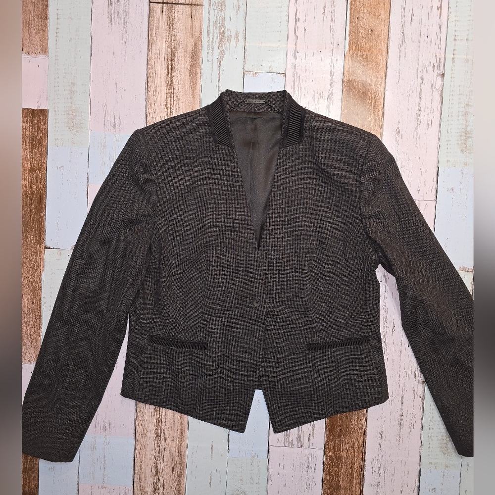 Elie Tahari Blazer